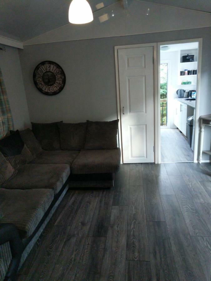 Tarrareoch Guest House Батгейт Екстериор снимка